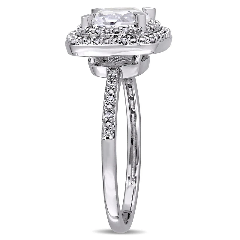 Bague de fiançailles de forme auréole Miabella avec saphir blanc synthétique 2 CT PBT et diamants 0.10 CT poids total, en or blanc 10K