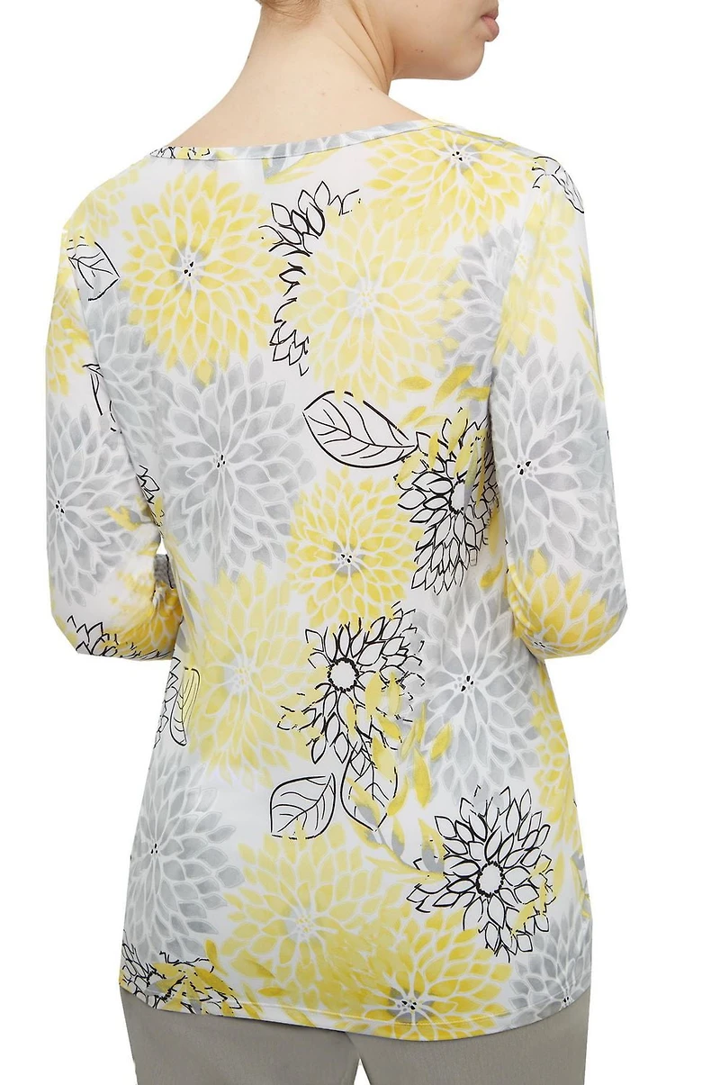 Alia Women's 3/4 Sleeve Print Scoop Neck Top