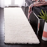 SAFAVIEH Fontana Jamie Solid Plush Shag Area Rug