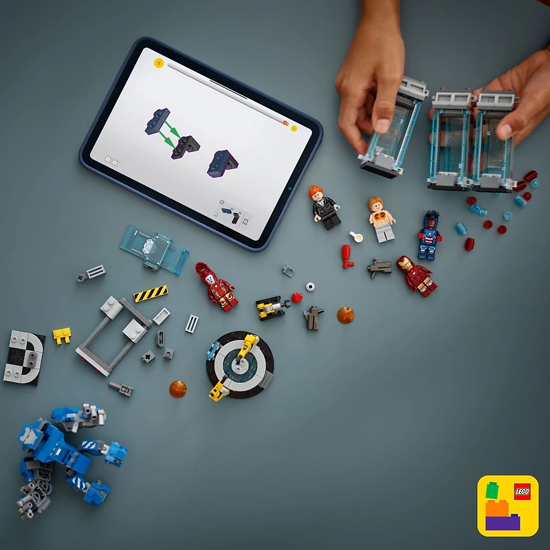 LEGO Marvel Iron Man’s Laboratory: Hall of Armor Building Toy - Marvel Superhero Toy for Kids, Boys and Girls, Ages 8+ - with Minifigures and a Mech - Gift Idea for Birthdays - 76315
