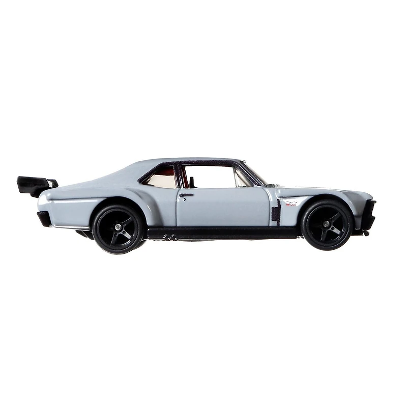 Collection Hot Wheels Boulevard, véhicule Chevy Nova GT 1/64