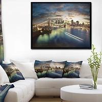 Design Art New York Sous Un Ciel Nuageux  Sur Toile Encadrée