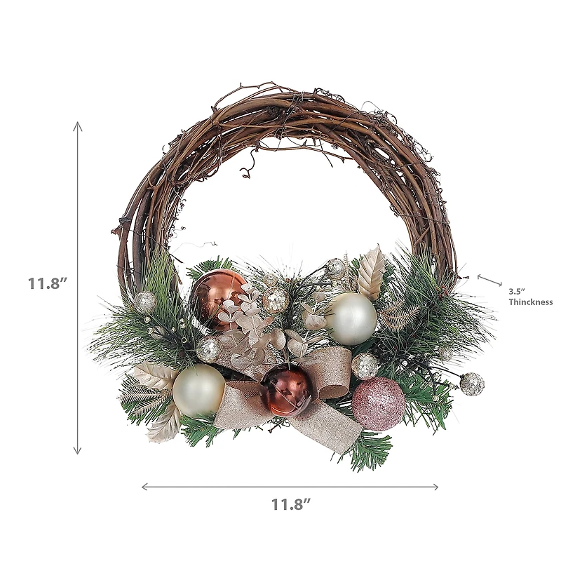 Couronne De Pin Avec Nœuds Et Boules En Rotin