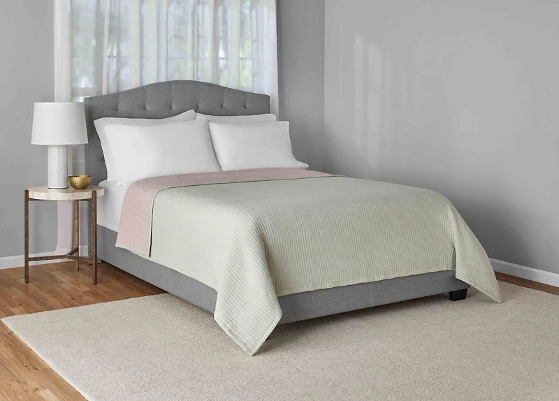 Couette matelassée Mainstays Garment Wash pour adulte, verte, très grand lit, 1 pièce Couvre-lit Matelasse 100%Coton