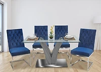 K-Living Shelly Ensemble de salle à manger 5 pièces avec plateau en verre trempé et table de base chromée avec chaises en velours bleu (1 table et 4 chaises)