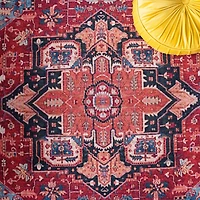 SAFAVIEH Serapi Glenn Oriental Area Rug