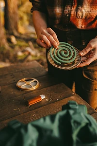 Coghlan's Mosquito Coils — Pack de 10 — Spirales anti-moustiques pour extérieur, 6 heures de combustion chacune, pour terrasse et camping
