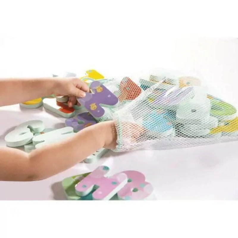 Janod Lettres et Chiffres de Bain - Jouets Éducatifs en Mousse pour le Bain pour Tout-Petits - Découverte et Éveil Précoce - Dès 2 Ans - Multilingue - 347093