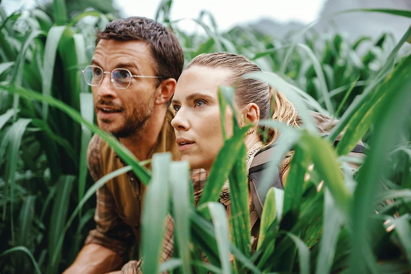 Jurassic World Rebirth Collector's Edition (Blu-Ray), starring Scarlett Johansson, Mahershala Ali, and Jonathan Bailey [2025]
