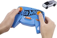 Véhicule Tesla Cybertruck téléguidés Hot Wheels à l’échelle 1:64