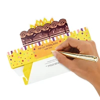 Carte musicale en relief de fête (avec mouvements) –  Paper Wonder de Hallmark (Gâteau de fête)