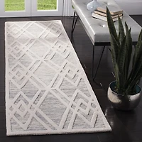 Safavieh Cambridge Rordan Faded Geometric Area Rug