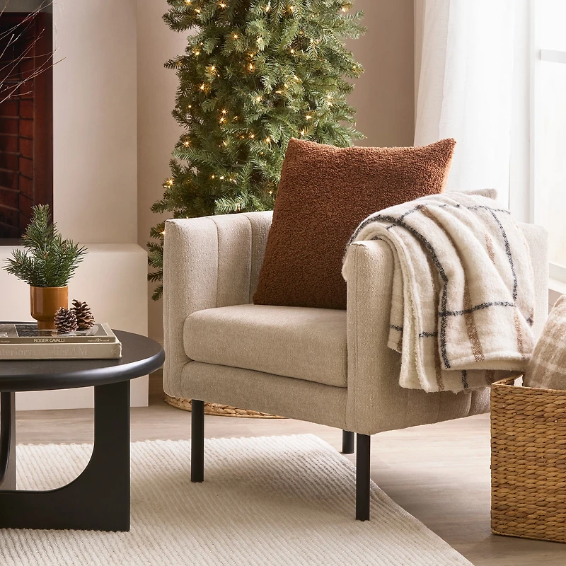 Bouclair Elsy Cozy Throw Blanket 50x60 in