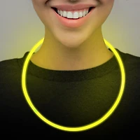 COLLIER LUMINEUX