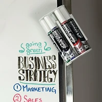 Marqueur pour tableaux blancs, encre liquide. Pointe biseautée. Paquet 4; Noir, Bleu, Rouge, Vert