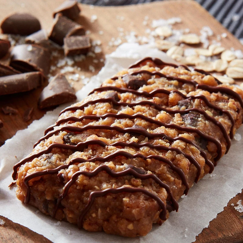 Barre énergétique Bar de CLIF au morceaux de chocolat avec sel de mer 12x68g