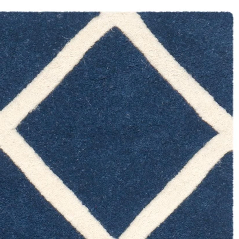 Safavieh Chatham Isaac Geometric Diamonds Area Rug