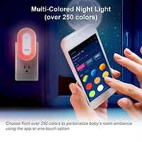 Le haut-parleur Bluetooth dispositif d’apprentissage du sommeil V-Hush Plug de VTech comprend un programme professionnel d'apprentissage du sommeil, une veilleuse colorée à une touche, des histoires p