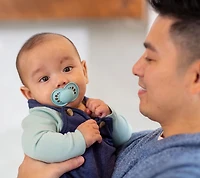 Suce MAM Original Matte (emballage de deux, 1 boîtier de stérilisation), suces 16 mois et plus, suce pour bébé garçon, meilleure suce pour les bébés allaités, boîtier de stérilisation