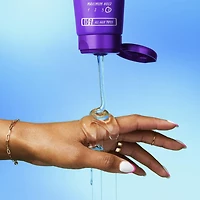 Aussie Instant Freeze Sculpting Gel for Curly Hair, Straight Hair, and Wavy Hair