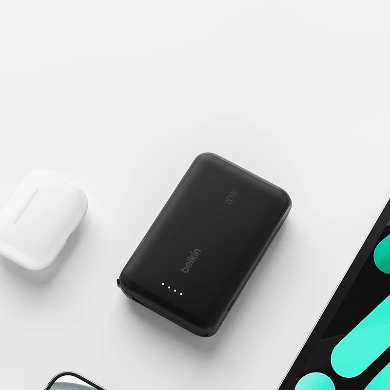 Belkin BoostCharge Portable Power Bank, 2.2in/5.7cm Integrated Cable 10,000mAh PD 20W Fast Charge USB-C Power Delivery, Portable iPhone Charger for iPhone 15 Series, iPad Pro, Galaxy S24 & More Black, BEL 10K 20W CABLE PWRBNK BLK