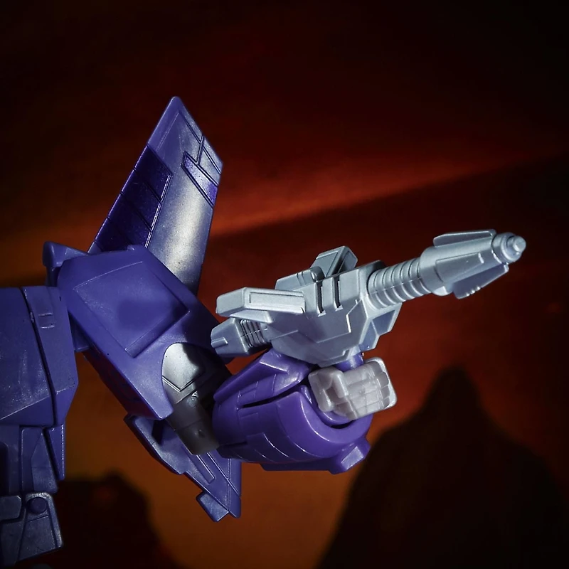Transformers Generations War for Cybertron : Kingdom, Cyclonus WFC-K9 de 17,5 cm, classe Voyageur, pour enfants, à partir de 8 ans