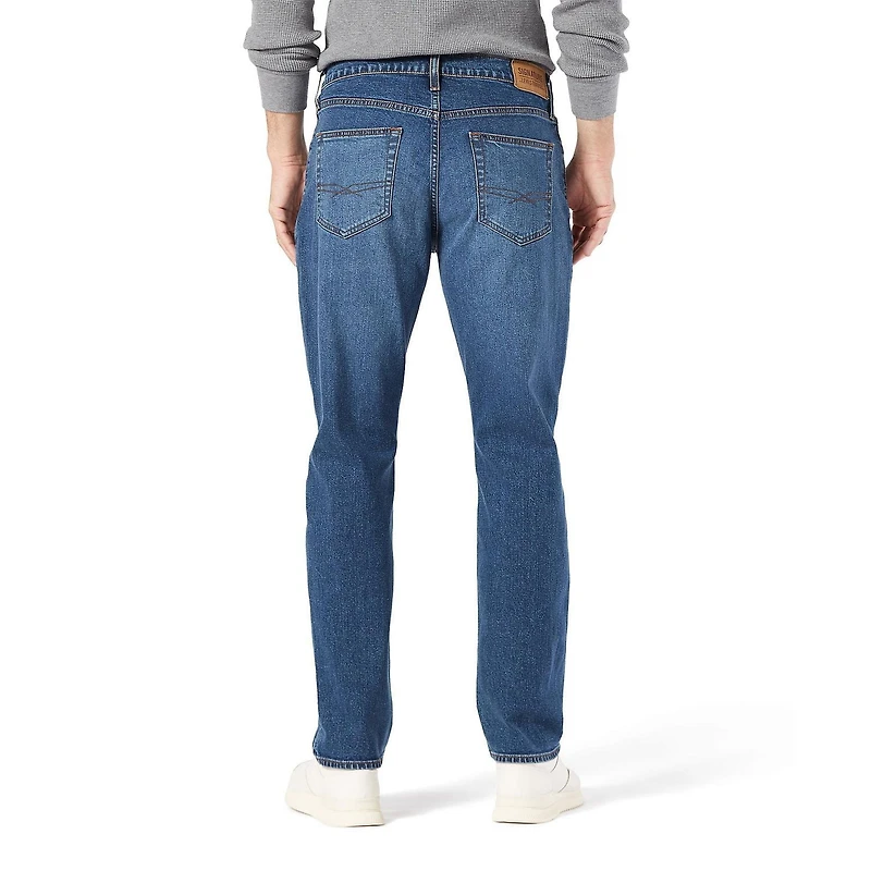 Levi Strauss Signature™ Men's Athletic Fit Jeans, Available sizes: 29 – 42