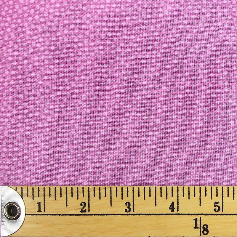 Tissu pré-coupé Fat Quarter de Fabric Creations à motif de taches rose Michalina - 18" x 21" / 45cm x 53cm 18" x 21" / 45cm x 53cm