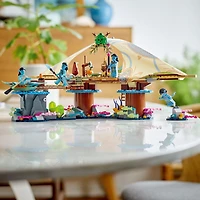 LEGO Avatar: The Way of Water Metkayina Reef Home 75578, Building Toy Set with Village, Canoe, Pandora Scenes, Neytiri and Tonowari Minifigures