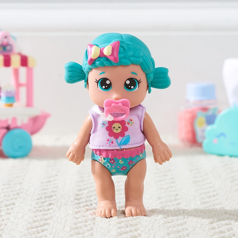 CHARM DOLL MINT