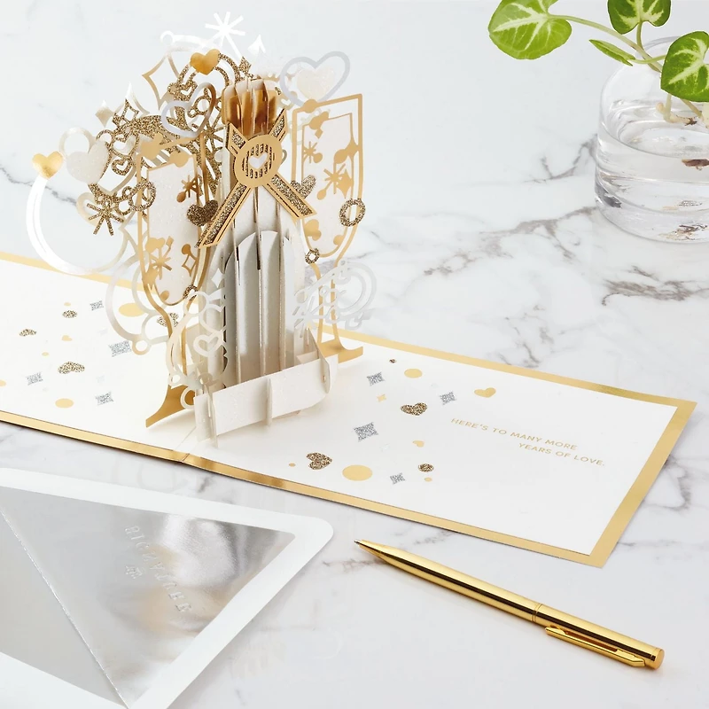 Carte Signature en relief – Anniversaire – Paper Wonder de Hallmark (Ouvrir une bouteille de champagne)