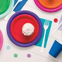 Ravissantes assiettes à dessert rondes rouges 17,8 cm, 24 carats 24 carats, diamètre : 7"