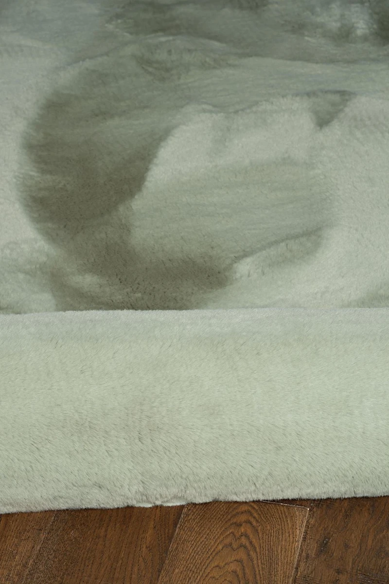 Maven Faux Rabbit Pale Green 3 ft. x 5 ft. Accent Rug