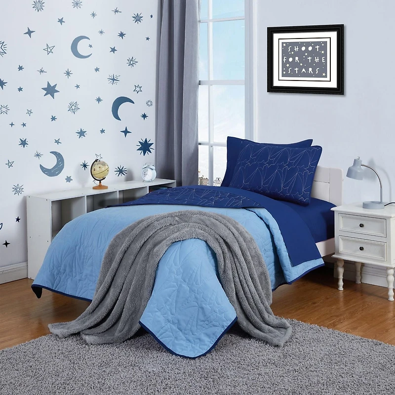 Mainstays Kids Reversible Quilt in a Bag