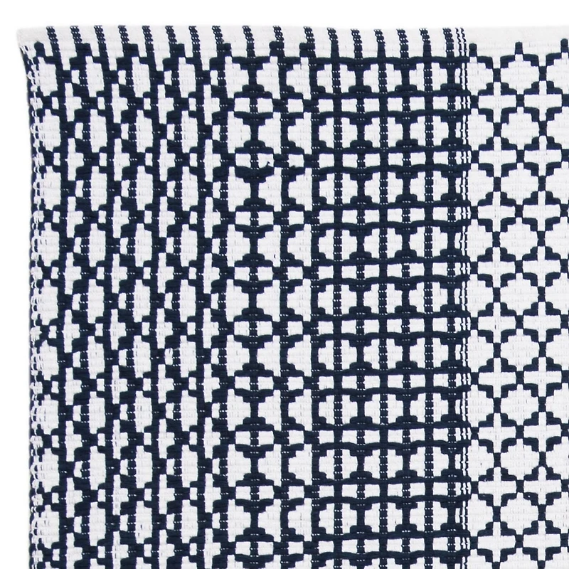 Safavieh Montauk Cara Geometric Area Rug