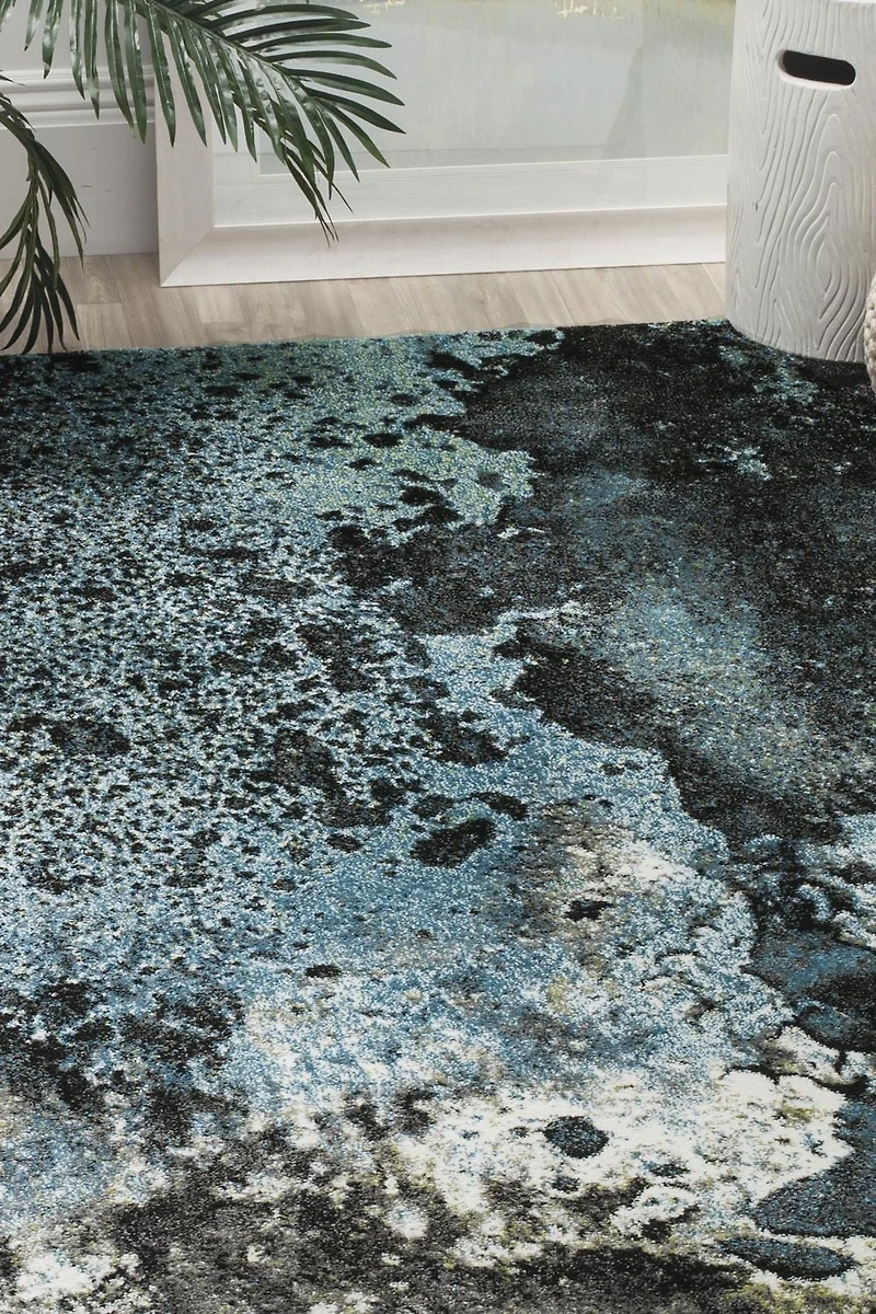 Safavieh Glacier Malanie Abstract Area Rug