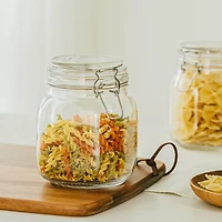 Mainstays Kitchen Storage 38-Ounce Clear Glass Lock Lid Jar, Airtight seal Volume-4.2cups/1L