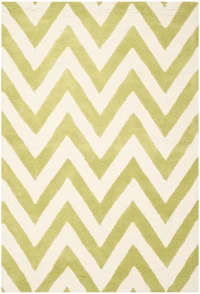 Safavieh Cambridge Kaitlyn Zig Zag Stripes Area Rug