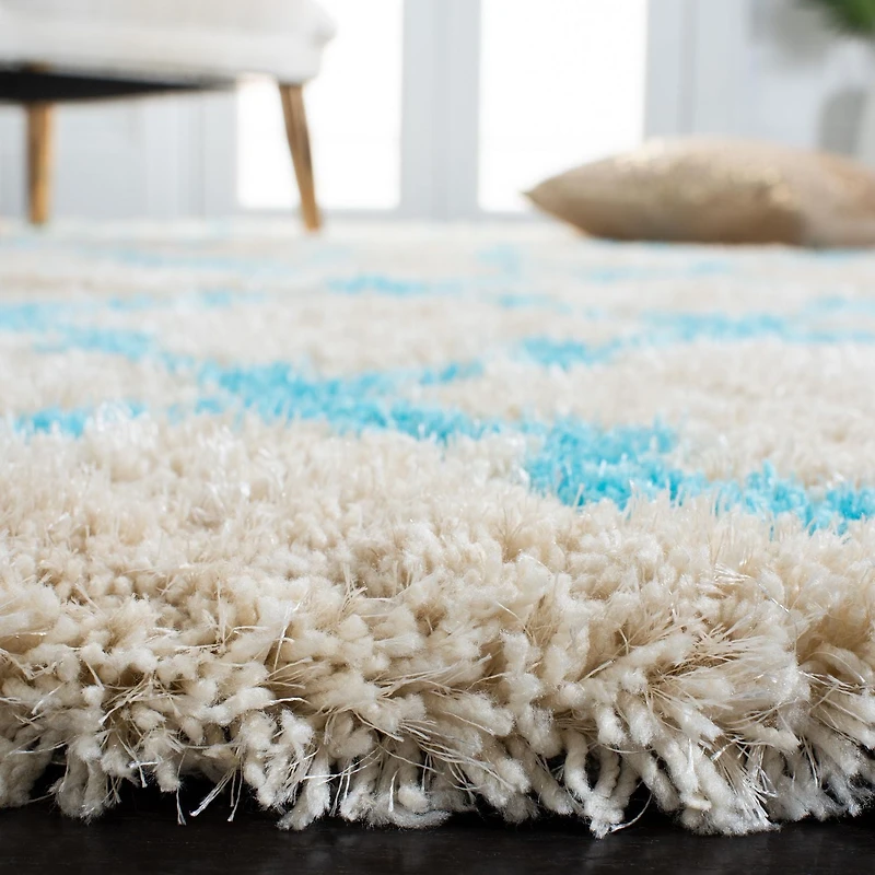 Safavieh Barcelona Anabelle Geometric Shag Area Rug