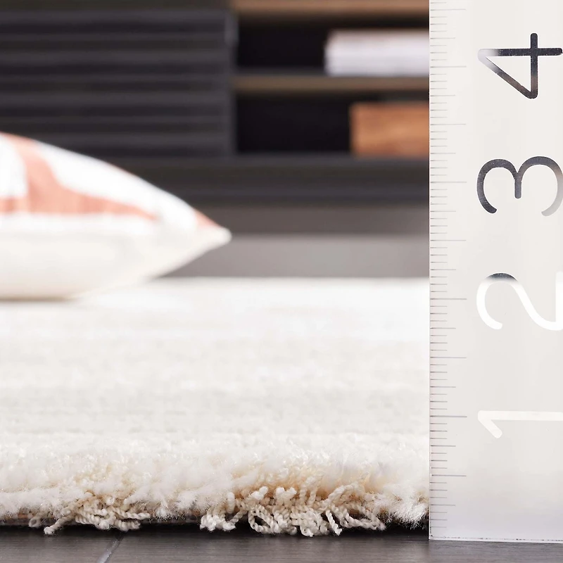 SAFAVIEH Neptune Linda Tonal Area Rug