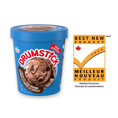 DRUMSTICK Brownies au fondant au chocolat, dessert glacé, tourbillon, morceaux de brownies et de gaufrettes
