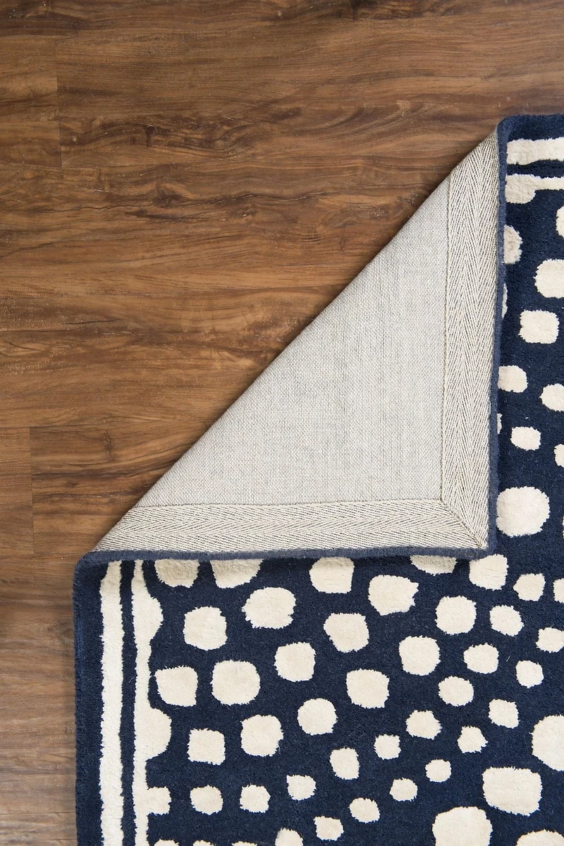 Aspire Wool Scallop Navy & White 8' x 11' Area Rug