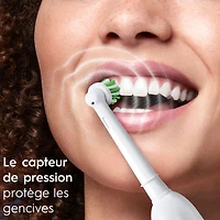 Brosse à dents électrique Oral-B Pro 1000, Black et White 2 manches, 2 chargeurs, 2 brossettes