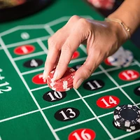 Hathaway Monte Carlo 4-in-1 Casino Game Table