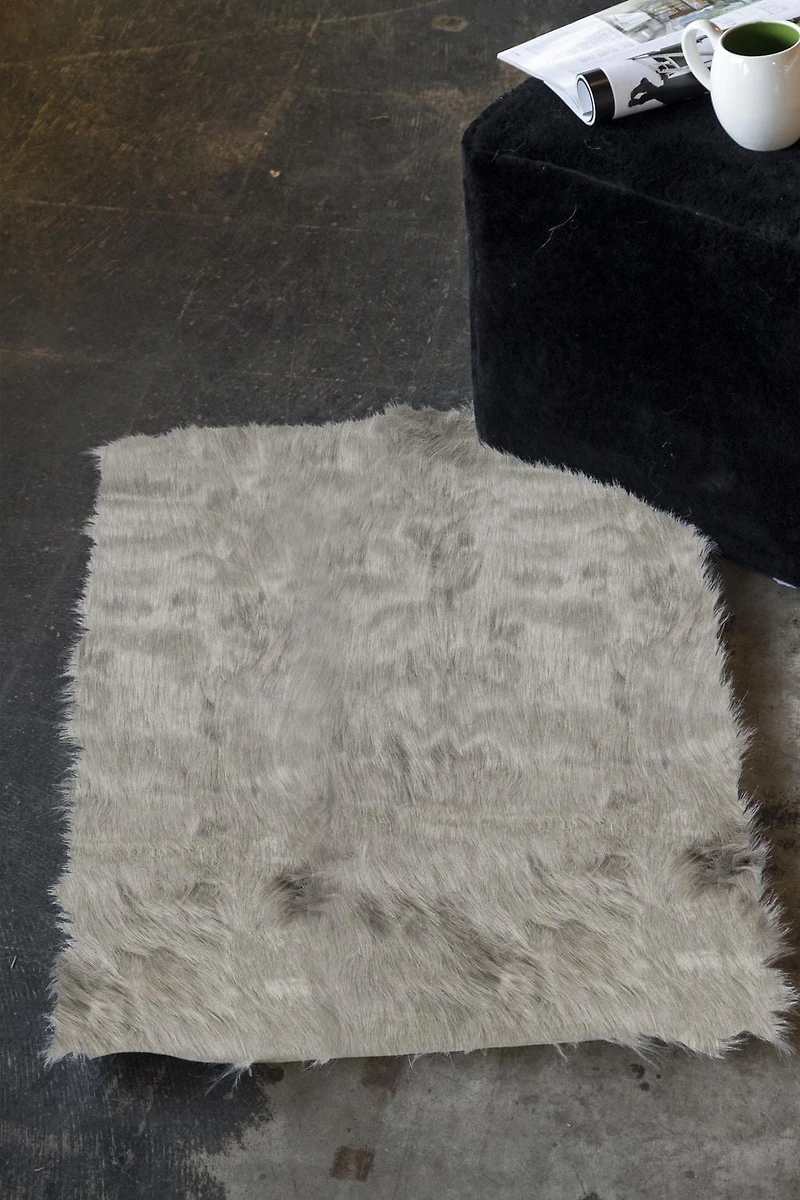 H-Luxe Hudson Faux Fur2'X3' Rug