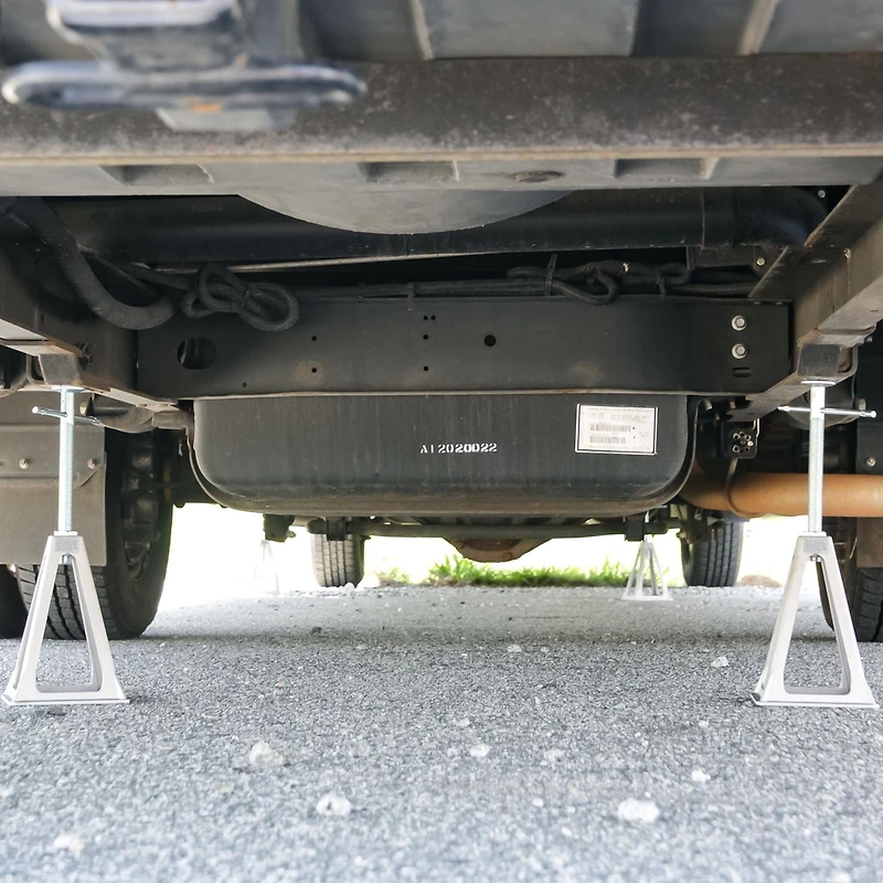 Camco 44560 Vérins de soutien Vérins stabilisateurs pour remorque - 4 Vérins Jeu complet Ultra résistants