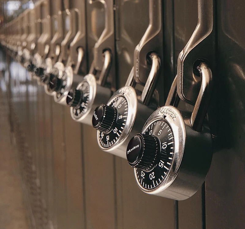 Master Lock 1-7/8in (48mm) Standard Combination Lock