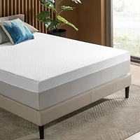 Matelas hybride Airflow rafraîchissant de 10 po en mousse et ressorts ensachés de Zinus, grand