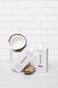 Shampooing hydratant Native Noix de coco et vanille, sans sulfate, sans parabènes 487 ml