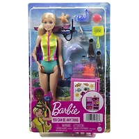 ​Barbie Dolls & Accessories, Marine Biologist Doll (Blonde) & Mobile Lab Playset with 10+ Pieces, Case Opens for Storage & Travel, Ages 3+